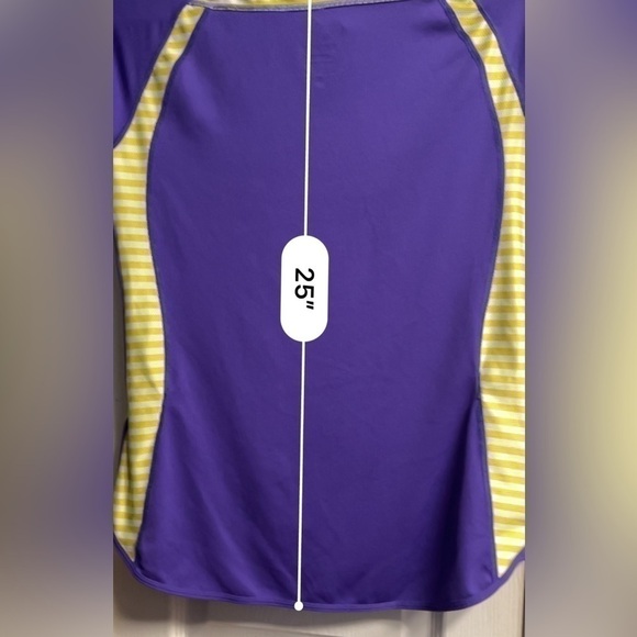 NIKE Dri Fit Athletic Top - Picture 8 of 9